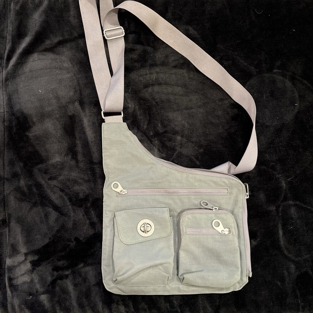 Baggallini Crossbody Sling 11x14 With Cargo Pockets